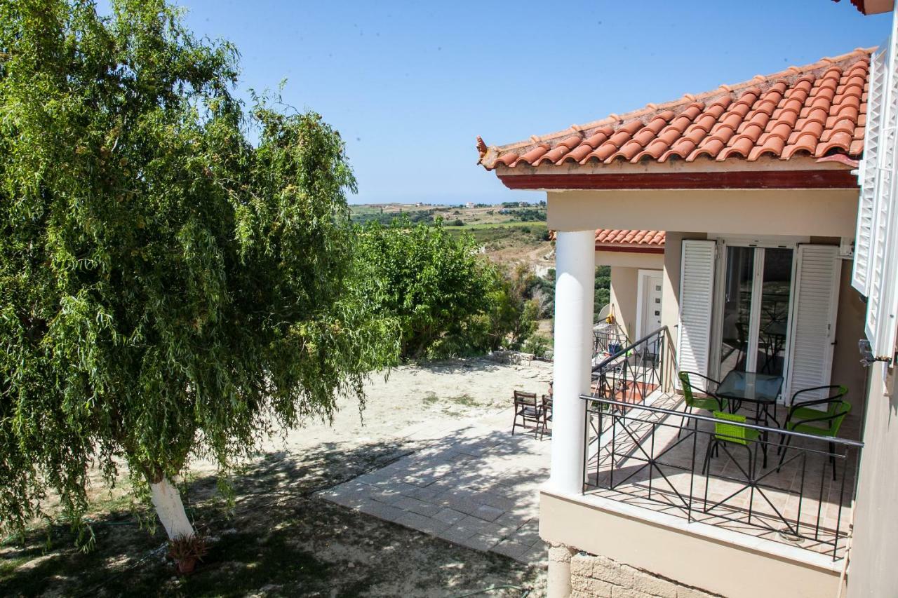 Maspali Apartments Ликсури Экстерьер фото